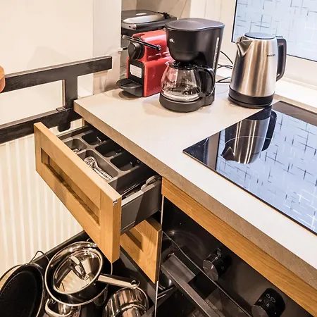 Апартаменты Lyrica - Your At The Opera!