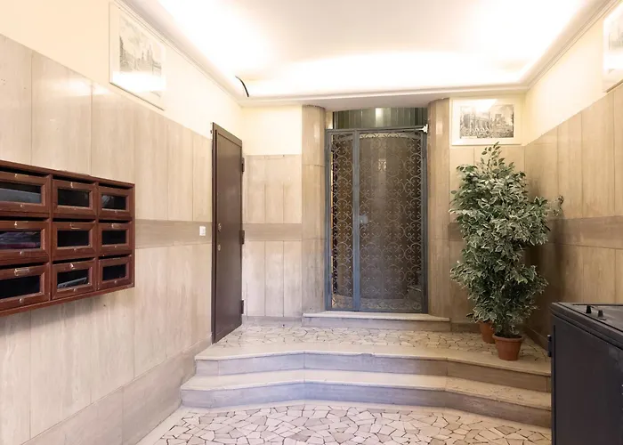 Lyrica - Your At The Opera!