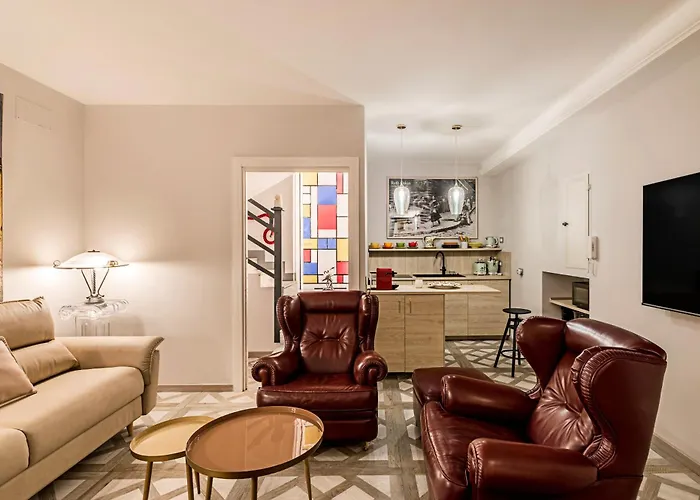 Апартаменты Lyrica - Your At The Opera!